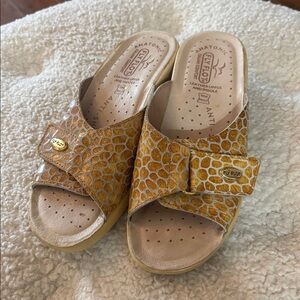 Fly Flot Sandal’s Leather Anatomic Anti Shock Italian Comfort Tan 36 US 6